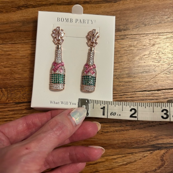 Bomb Party “Let’s Pop the Bubbly” - Picture 8 of 8